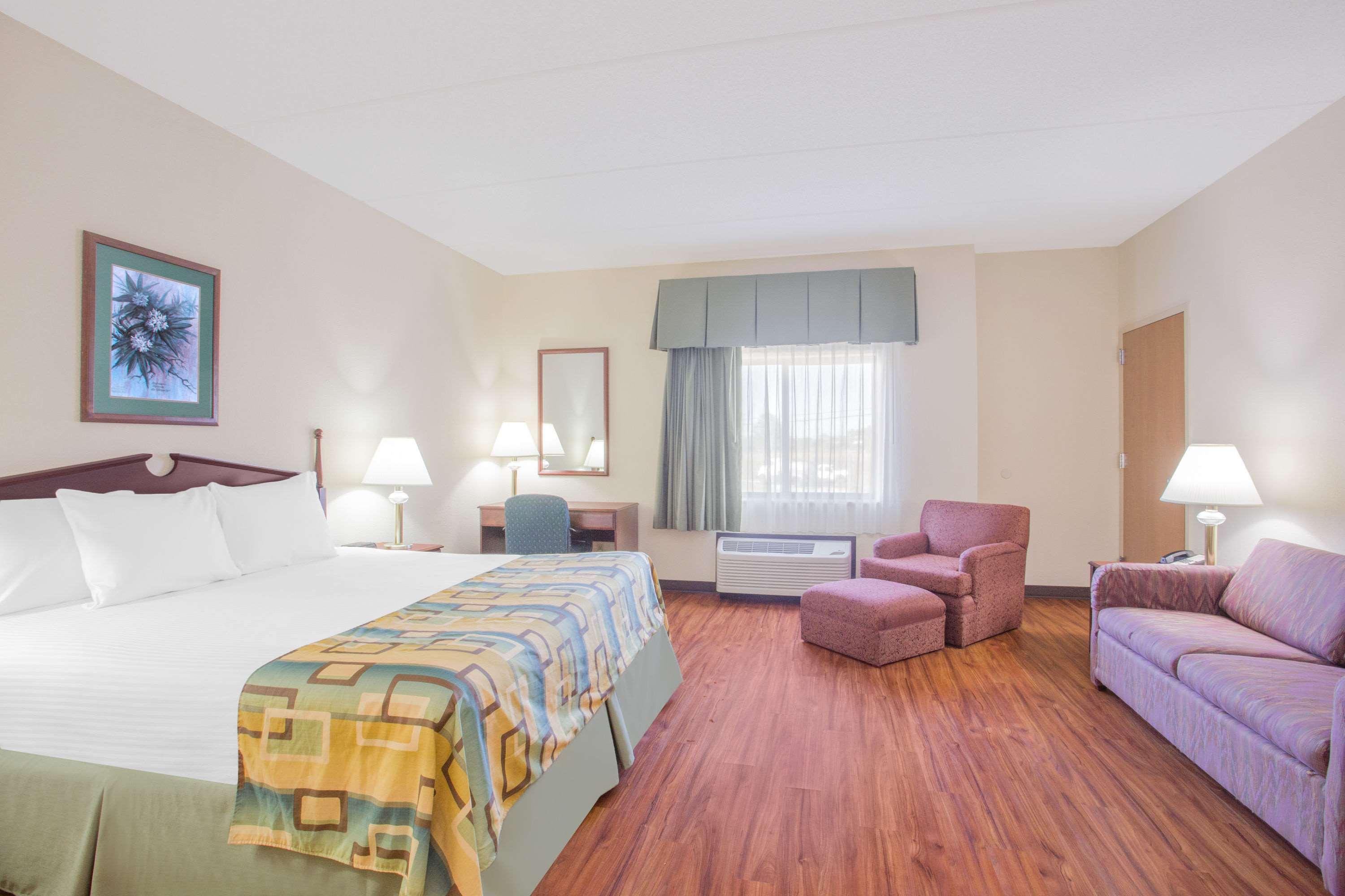 Baymont By Wyndham Corbin Hotel Exterior foto