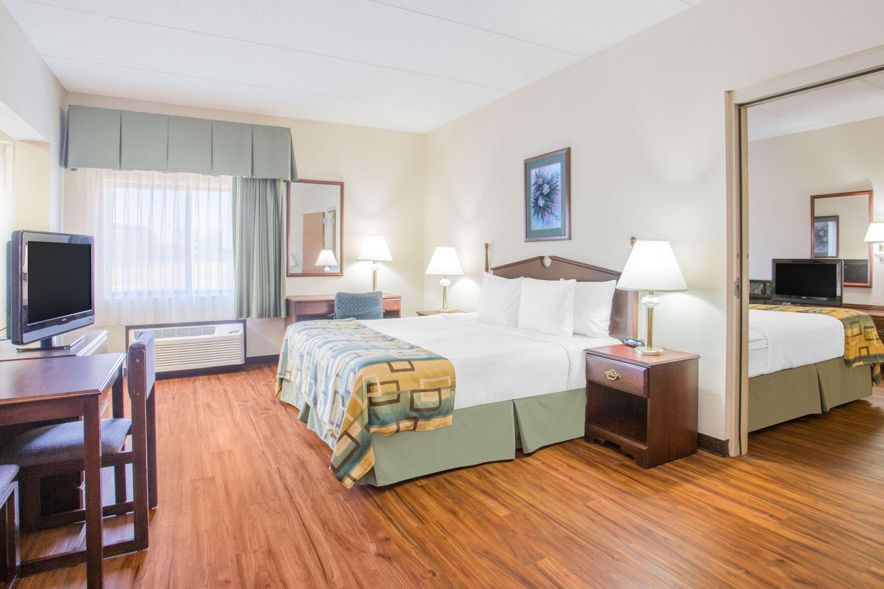 Baymont By Wyndham Corbin Hotel Exterior foto
